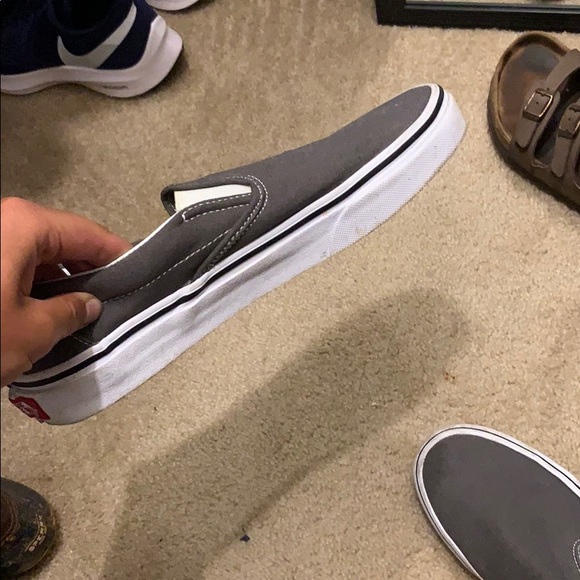 Vans - Picture 2 of 2